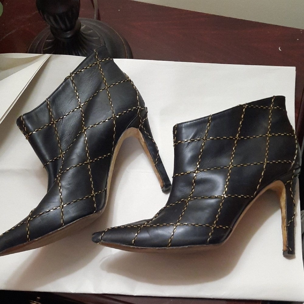 Mia Becar Black Stitched Heeled Boots - Picture 4 of 10